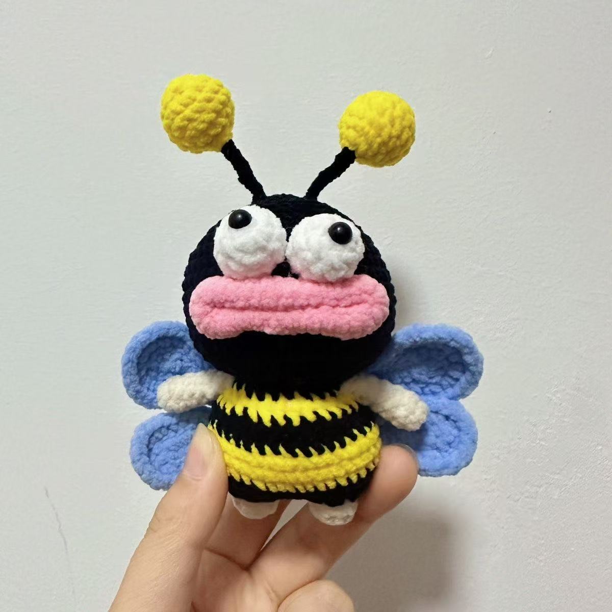Handmade Crochet Derpy Bumblebee Plush - Funny Ugly-Cute Big Lips Bee Doll, Quirky Desk Ornament Gag Gift