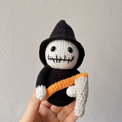 Handmade Crochet Chibi Grim Reaper Plush - Spooky Cute Halloween Reaper with Scythe, Gothic Kawaii Desk Toy Gift